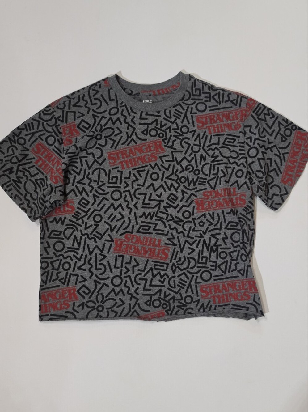 Netflix Stranger Things Crop Top Womens XS Black Red Grey All Over‎ Logo Print